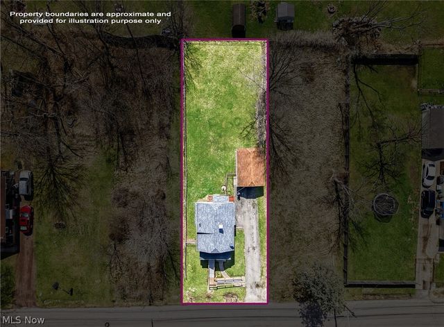 2678 Draper Avenue SE, Warren, OH 44484