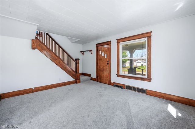 2678 Draper Avenue SE, Warren, OH 44484