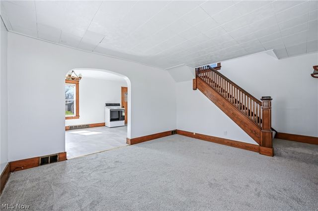 2678 Draper Avenue SE, Warren, OH 44484