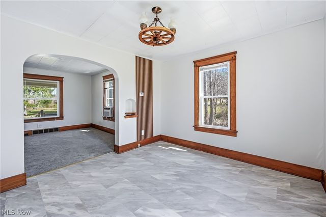 2678 Draper Avenue SE, Warren, OH 44484