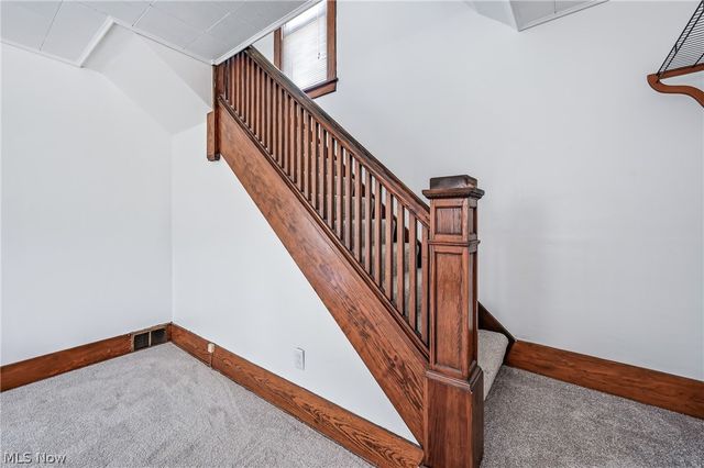 2678 Draper Avenue SE, Warren, OH 44484