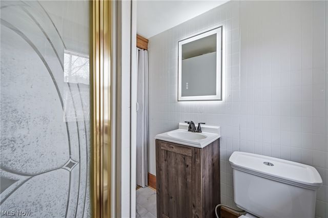 2678 Draper Avenue SE, Warren, OH 44484