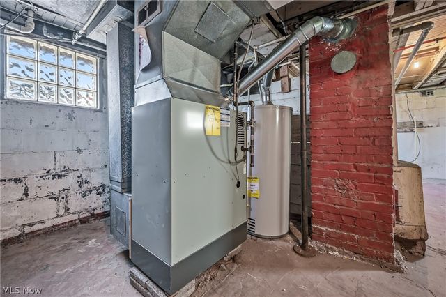 2678 Draper Avenue SE, Warren, OH 44484