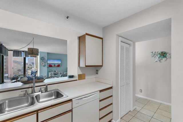 1425 S Ocean Blvd Unit 3G, North Myrtle Beach, SC 29582