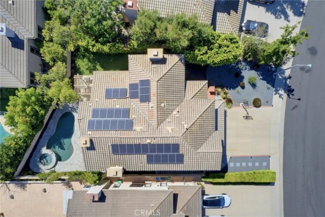22312 Delia Court, Calabasas, CA 91302