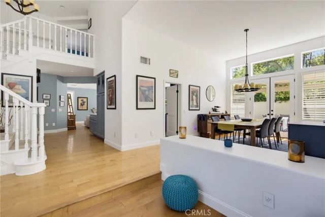 22312 Delia Court, Calabasas, CA 91302