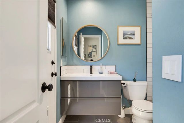 22312 Delia Court, Calabasas, CA 91302