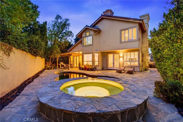 22312 Delia Court, Calabasas, CA 91302