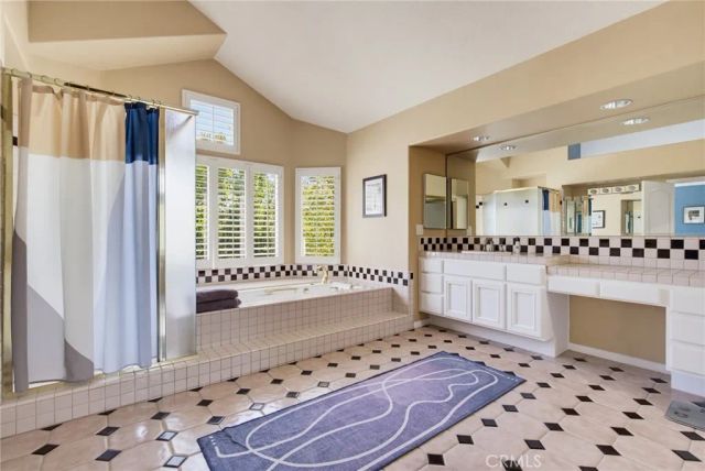 22312 Delia Court, Calabasas, CA 91302