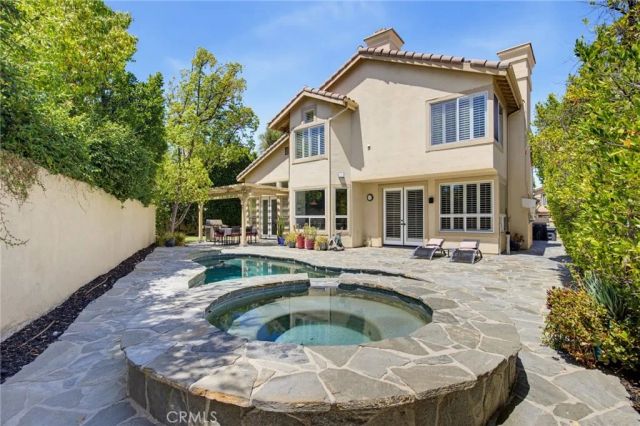 22312 Delia Court, Calabasas, CA 91302