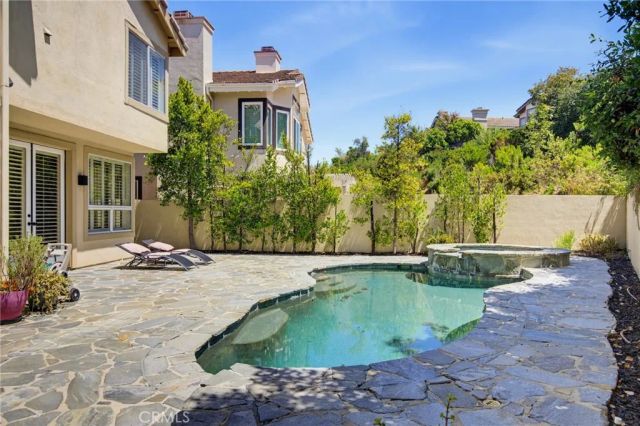 22312 Delia Court, Calabasas, CA 91302