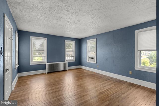 564 W MAPLE GROVE RD, Denver, PA 17517