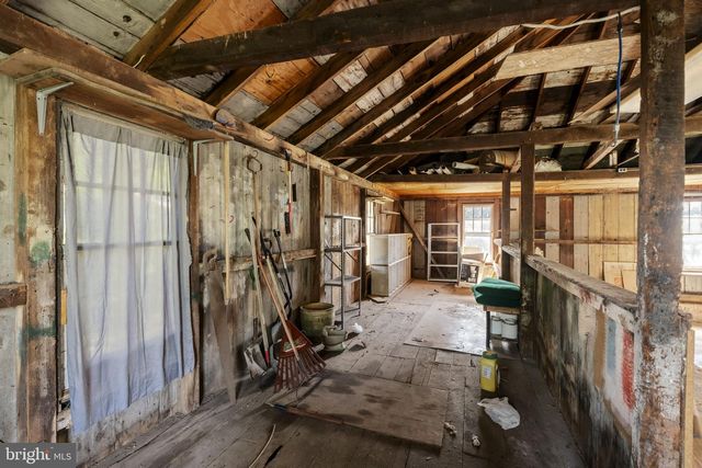 564 W MAPLE GROVE RD, Denver, PA 17517