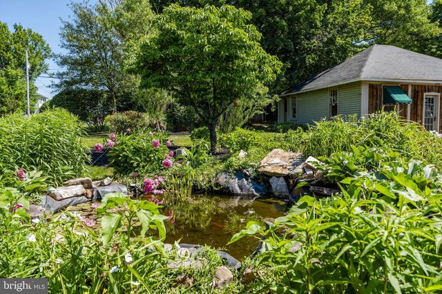 564 W MAPLE GROVE RD, Denver, PA 17517
