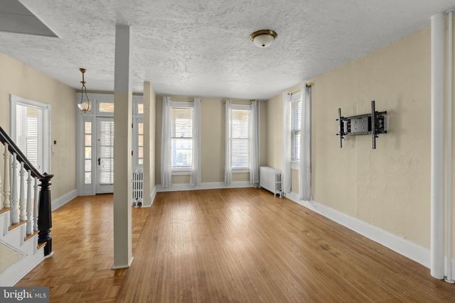 564 W MAPLE GROVE RD, Denver, PA 17517
