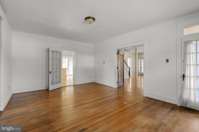 564 W MAPLE GROVE RD, Denver, PA 17517