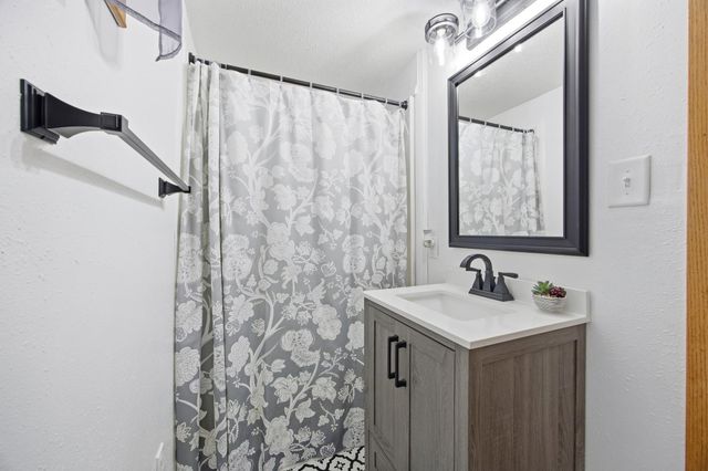 518 Birch Lane, Moorhead, MN 56560