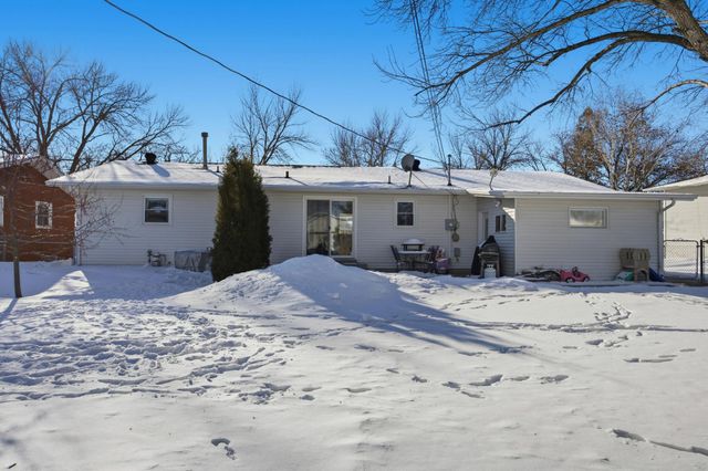 518 Birch Lane, Moorhead, MN 56560