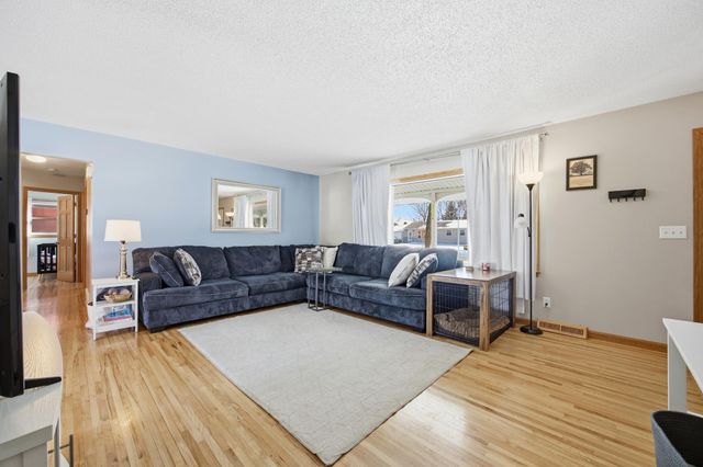 518 Birch Lane, Moorhead, MN 56560