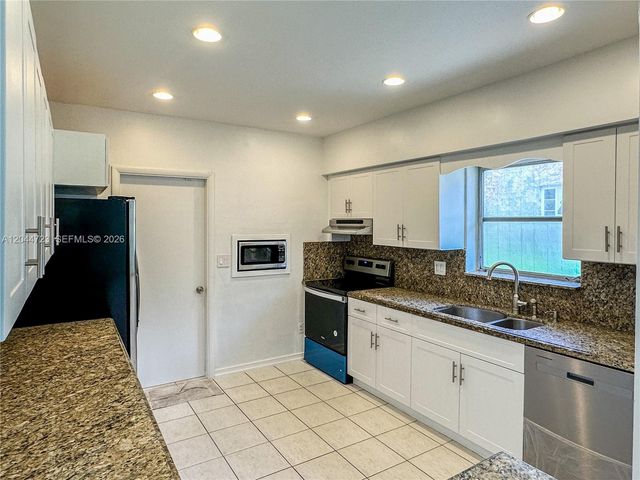 1415 Genoa St, Coral Gables, FL 33134