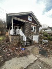 3072 Auberle St, N Versailles, PA 15132