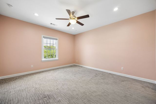 236 Summer Tanager Lane, Heath, TX 75032