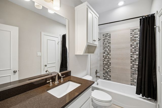 236 Summer Tanager Lane, Heath, TX 75032