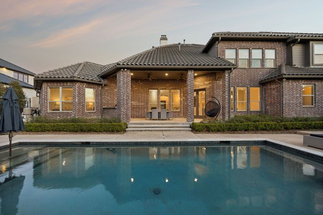 236 Summer Tanager Lane, Heath, TX 75032