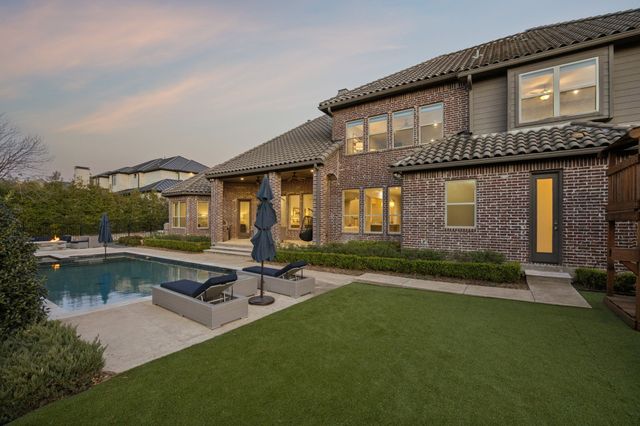 236 Summer Tanager Lane, Heath, TX 75032