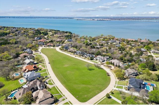 236 Summer Tanager Lane, Heath, TX 75032