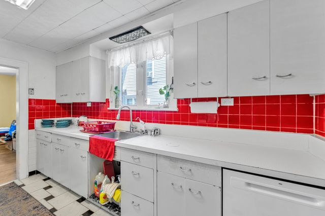 7 GLENN TER, Vineland, NJ 08360
