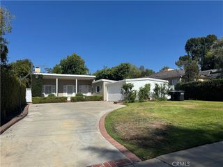 565 Sierra Vista, San Marino, CA 91108