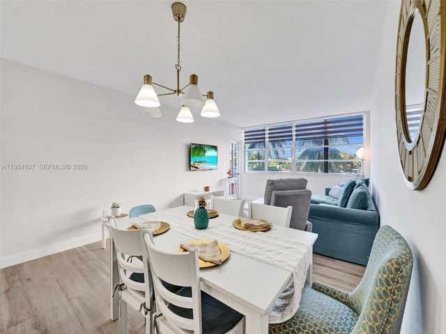 1351 NE Miami Gardens Dr 203E, Miami, FL 33179