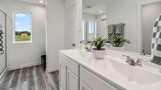 10323 Sylvan Woods Trail, Houston, TX 77051