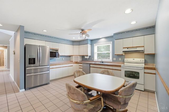 8255 Lakevalley Drive, Colerain Twp, OH 45247