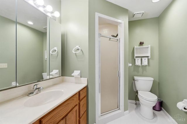 8255 Lakevalley Drive, Colerain Twp, OH 45247