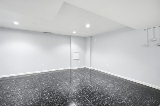 8255 Lakevalley Drive, Colerain Twp, OH 45247