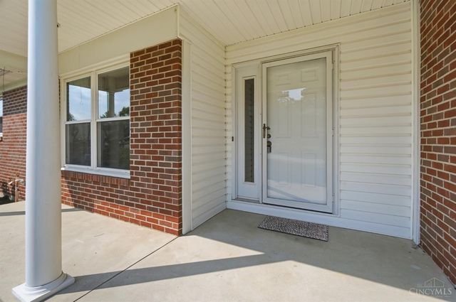 8255 Lakevalley Drive, Colerain Twp, OH 45247