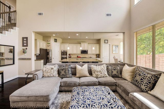5806 Eden Crest Court, Richmond, TX 77407