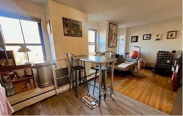 20 Hanson 4, Boston, MA 02118