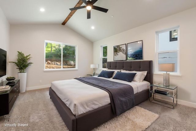 2829 Camino Heights Dr, Camino, CA 95709