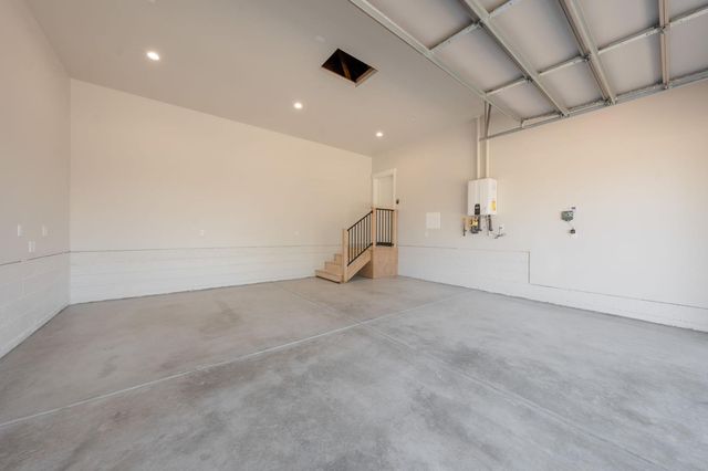 2829 Camino Heights Dr, Camino, CA 95709