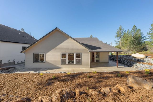 2829 Camino Heights Dr, Camino, CA 95709