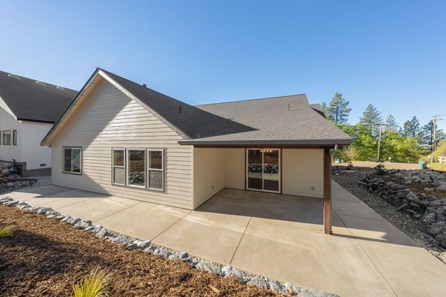 2829 Camino Heights Dr, Camino, CA 95709