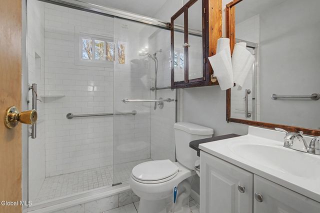 44 Curt Boulevard, Saratoga Springs, NY 12866