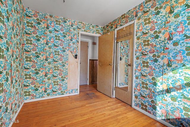 44 Curt Boulevard, Saratoga Springs, NY 12866