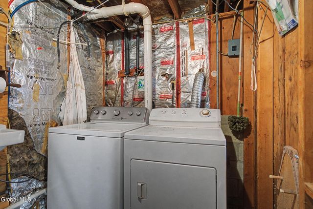 44 Curt Boulevard, Saratoga Springs, NY 12866