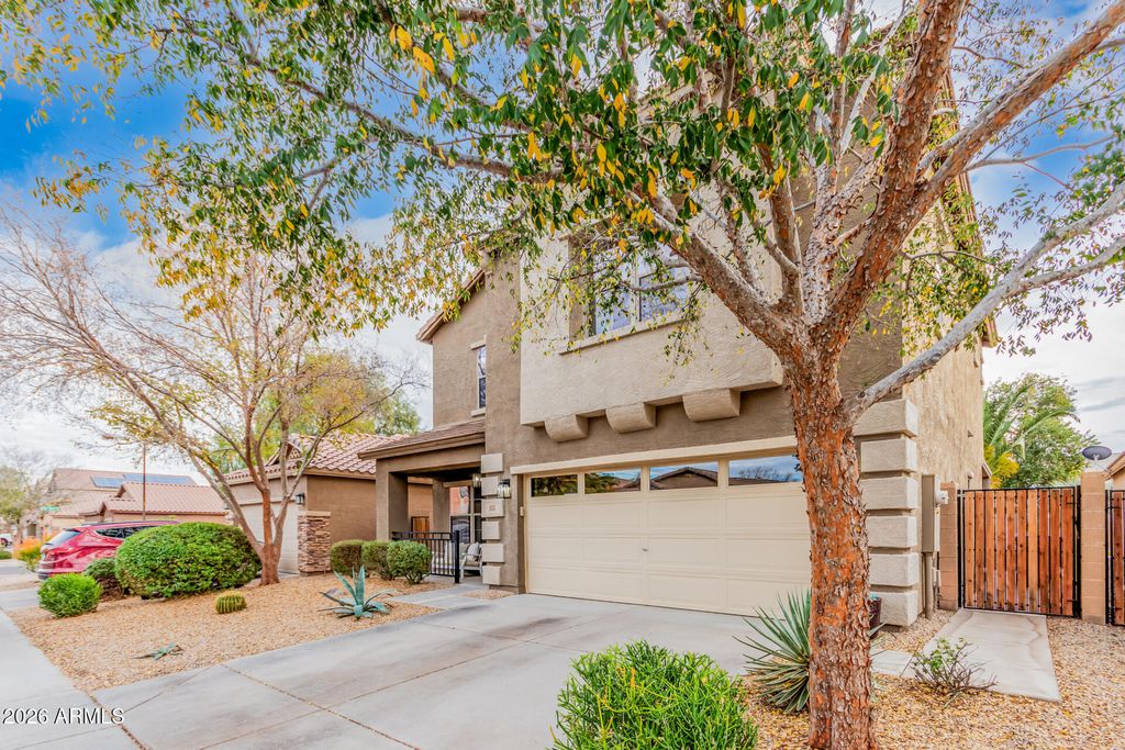 113 W DESERT VISTA Trail, San Tan Valley, AZ 85143 — photo 2