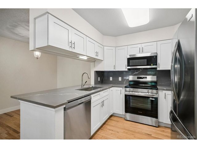 5878 W Asbury Pl, Lakewood, CO 80227