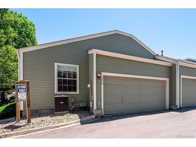 5878 W Asbury Pl, Lakewood, CO 80227